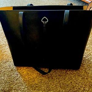 Black purse and wallet.